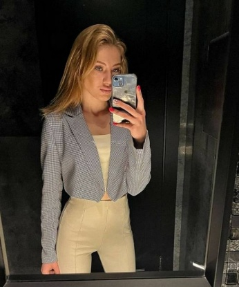 Оля, 21 год, 2 размер груди